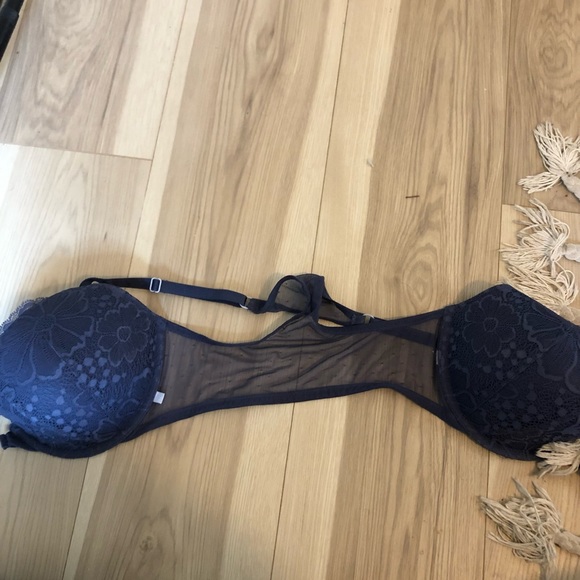 Victoria’s Secret Sexy Tee Racerback Push-up Bra, 32DDD - Picture 3 of 4